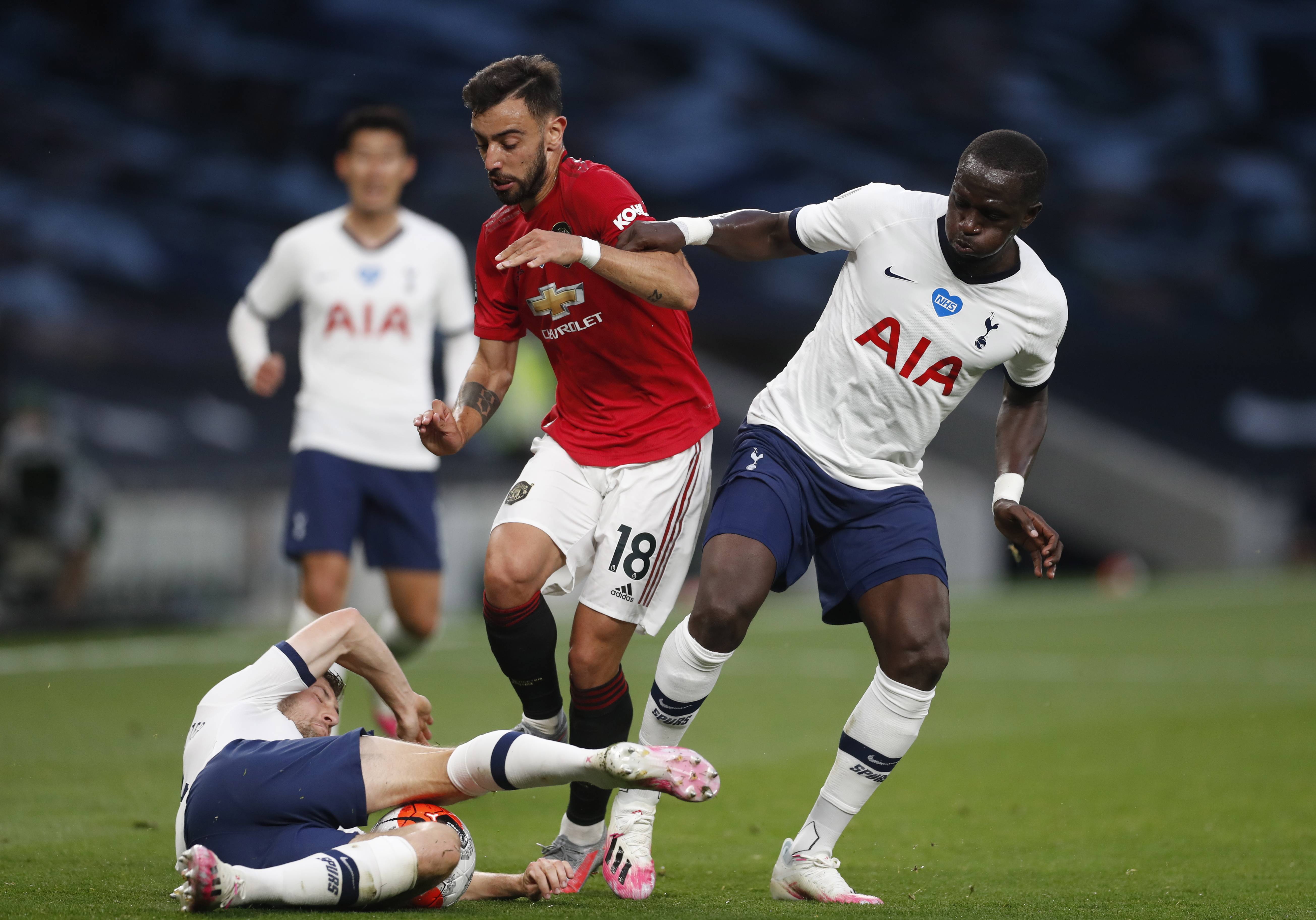 她不仅将体 她不仅将体